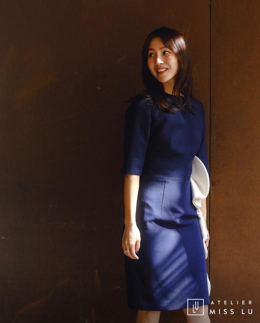 AtelierMissLu / Nora-藏青拼白腰侧褶皱装饰连身裙 商品图4