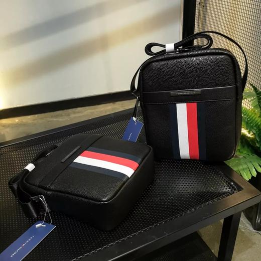 纯元单品!2019秋款托米.希尔费格,摔纹小牛皮男单肩包,斜挎包