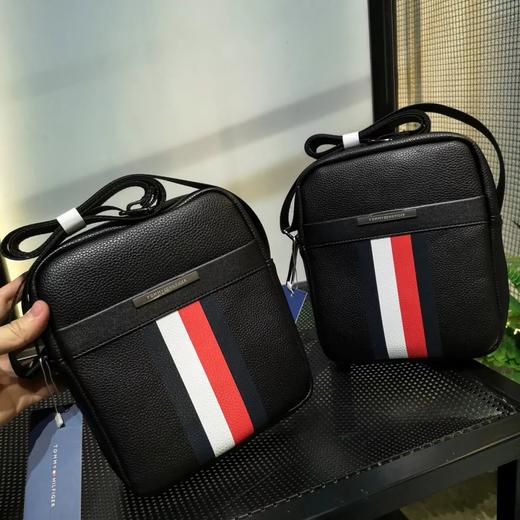 纯元单品!2019秋款托米.希尔费格,摔纹小牛皮男单肩包,斜挎包