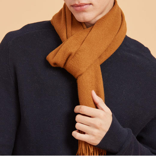小羊绒男士素色围巾 初剪毛 简约率性 干练大方 温暖柔软