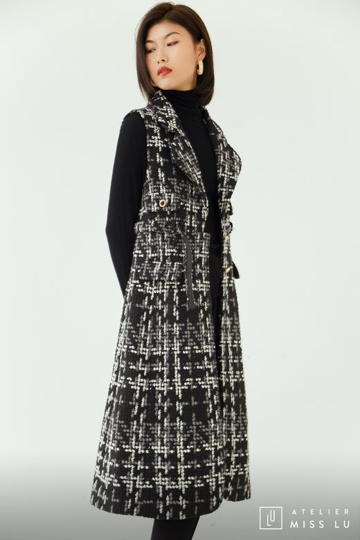 AtelierMissLu / Odete-黑白粗呢格修身长马甲 商品图10