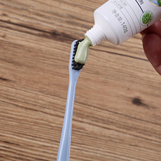 e869家用日系软毛牙刷 便携时尚口腔护理清洁牙刷 尼龙软毛牙刷