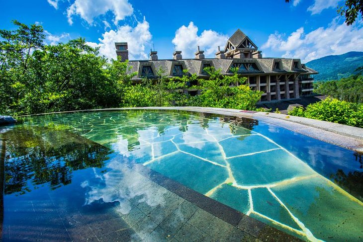 方向)→增城市区→增派公路 →温南公路(派潭方向)→锦绣香江温泉城