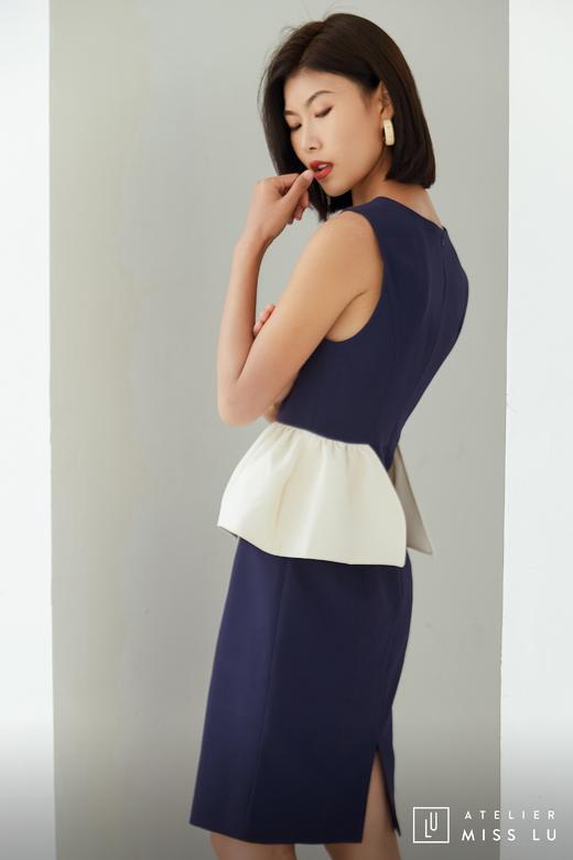 AtelierMissLu / Pola-藏青拼白腰间褶皱装饰连身裙 商品图11