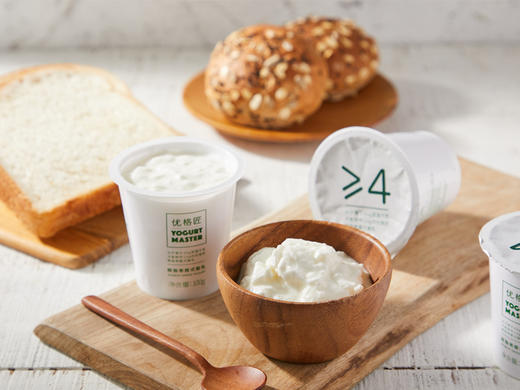 脱脂希腊式滤乳清酸奶nonfatgreekyogurt