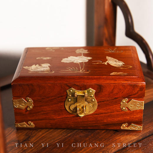 天一书局出品 中国风鸳鸯收纳盒 红木花梨木首饰盒 商品图0