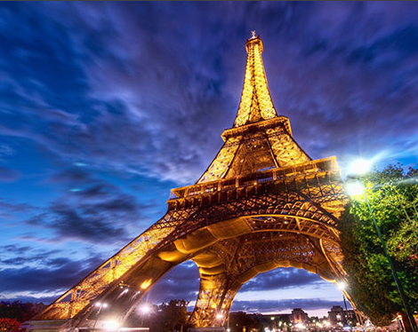 埃菲尔铁塔.png
