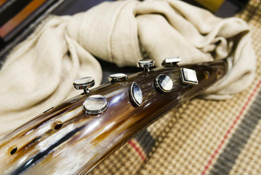 abbeyhorn 天然牛角展示座