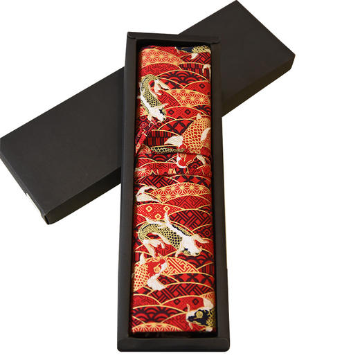 天一书局出品 吉祥锦鲤笔帘卷笔袋 复古中国风创意礼品笔帘 商品图4