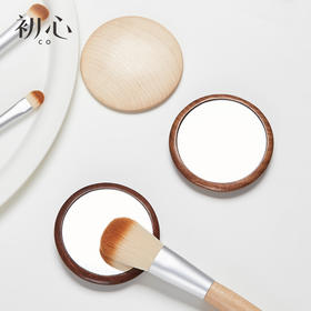 听说爱照镜子的女生，都会变得更美