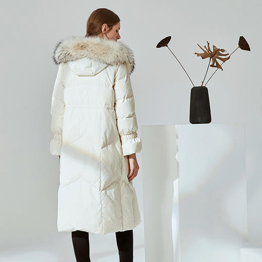 故障 EITIE爱特爱冬季纯色宽松毛领连帽加厚羽绒服女中长款6011707 商品图5