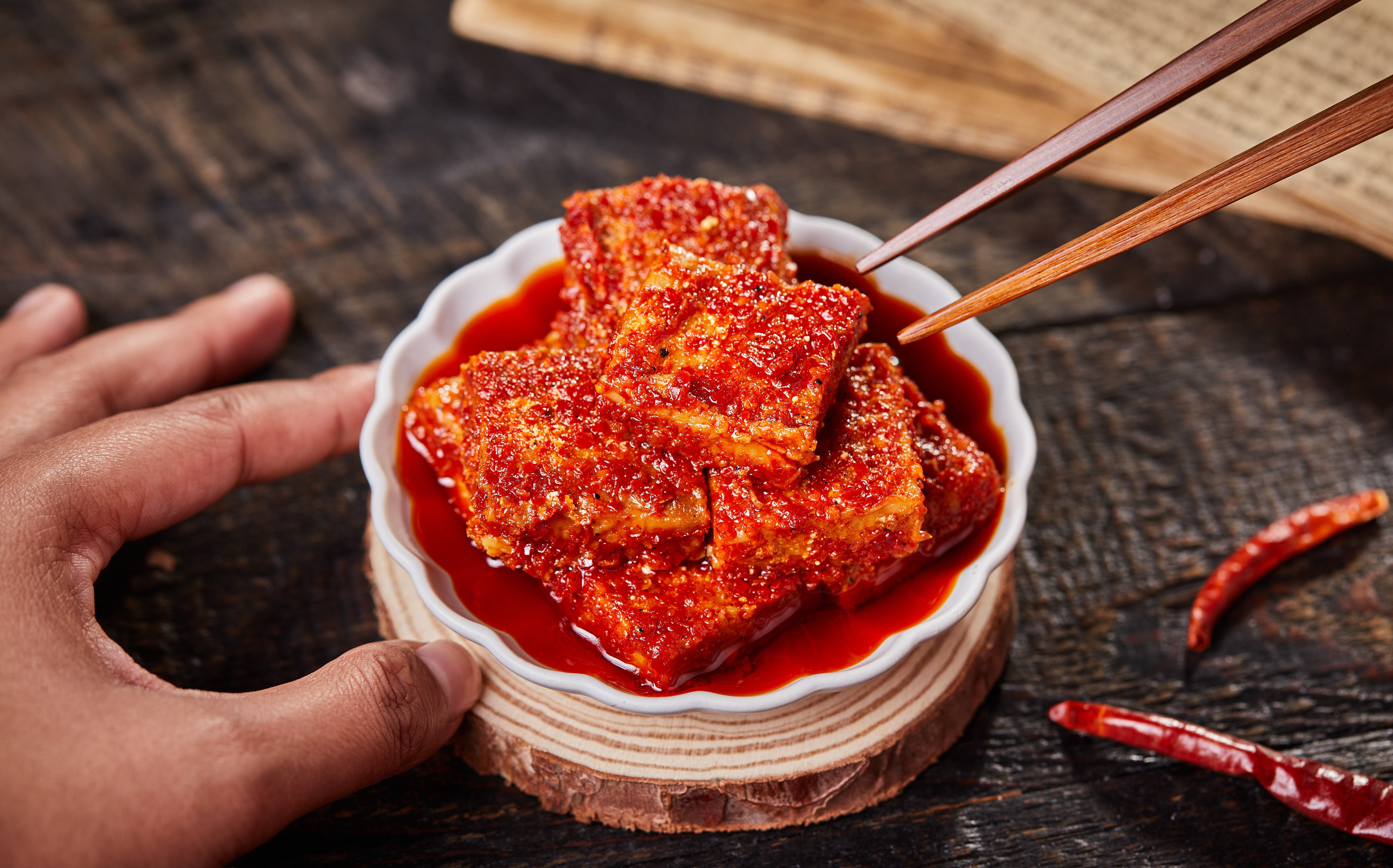 6瓶香辣量贩装鸡枞油卤腐