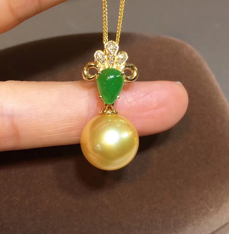 【天然南洋珍珠吊坠】18k金钻石翡翠镶嵌,珠子正圆强光浓金极细微瑕