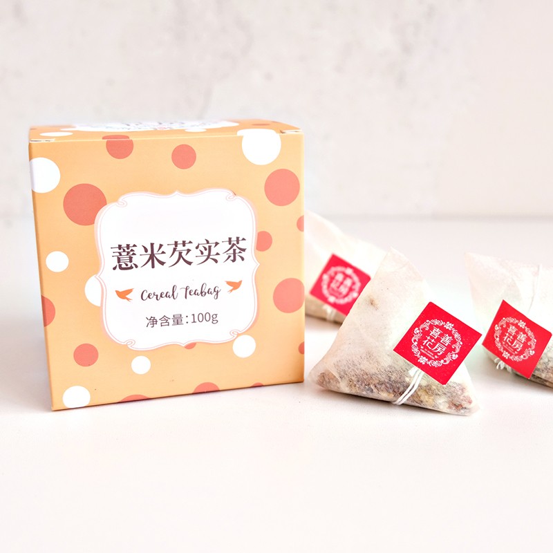喜善花房 薏米芡实茶100G/盒    喜善家推出的红豆薏米茶上架以来累计销售了30w份，可见大家现在去湿之切，实际上养好脾胃才事半功倍，薏米芡实茶是四神汤的基础上做的自然小茶方，天然谷物草本