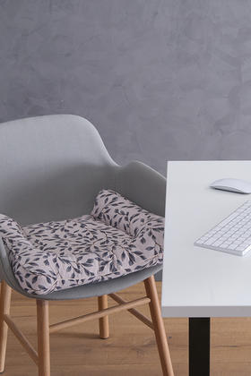 阳春小镇新年礼盒办公室椅子垫坐垫