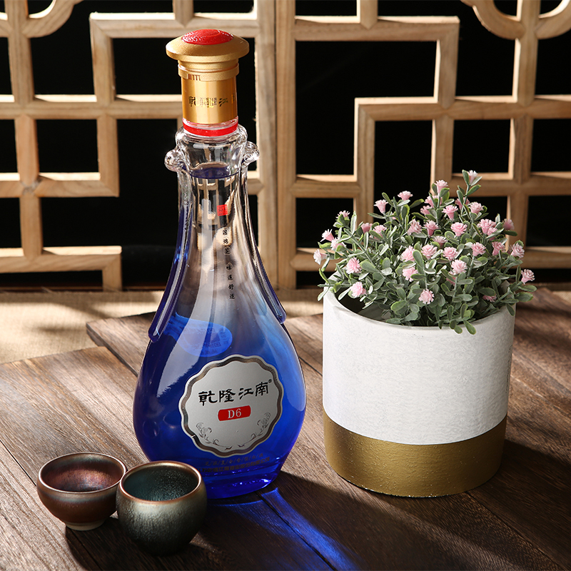 乾隆江南d6酒480ml芝浓复合香型白酒