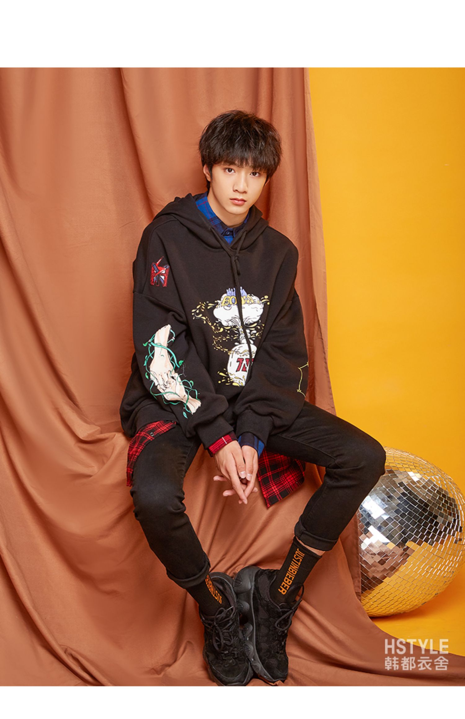 【时代少年团联名】韩都衣舍潮ins宽松慵懒风连帽加绒卫衣女魭