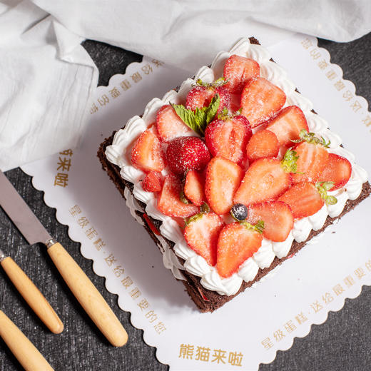 【2磅】方形巧克力草莓-鲜果奶油裸蛋糕 商品图0