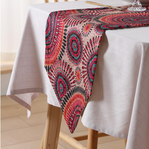 阳春小镇圆圈浮雕系列桌旗 商品图1