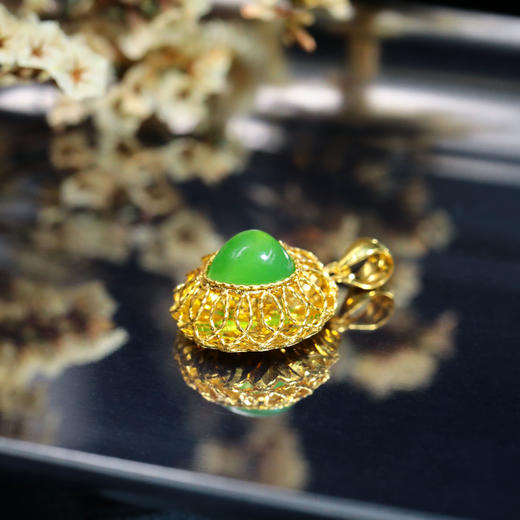 5D足金和田玉（碧玉）吊坠--画心  8mm/果绿 商品图3
