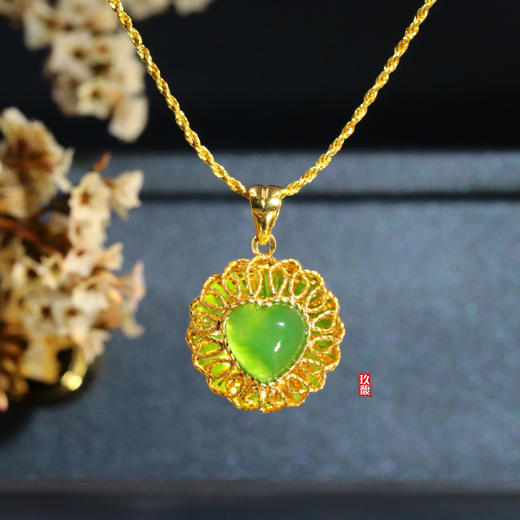 5D足金和田玉（碧玉）吊坠--画心  8mm/果绿 商品图0