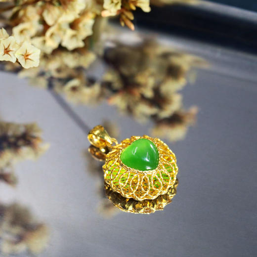 5D足金和田玉（碧玉）吊坠--画心  8mm/果绿 商品图2