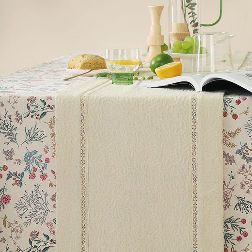 阳春小镇暗纹蕾丝款桌旗 商品图1