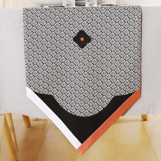 阳春小镇格纹拼接艺术款桌旗 商品图2