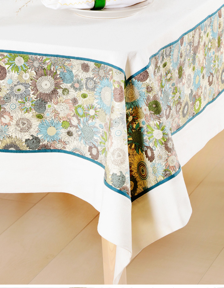 阳春小镇安静的绽放拼接款桌布