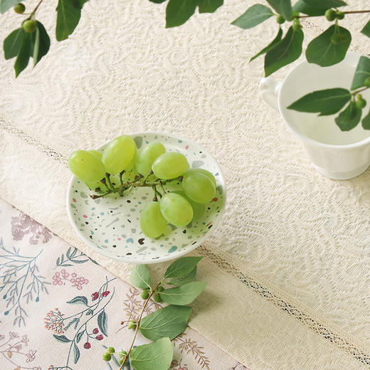 阳春小镇暗纹蕾丝款桌旗 商品图5