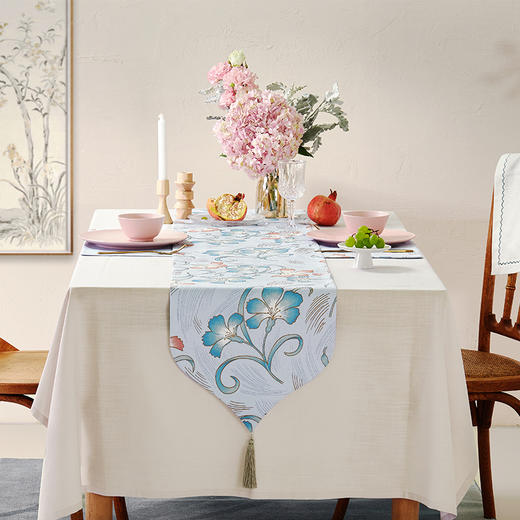 阳春小镇典雅流苏桌旗 商品图0