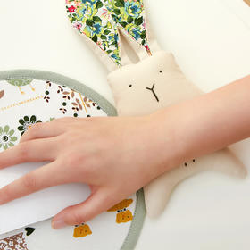 阳春小镇小萌兔鼠标手枕