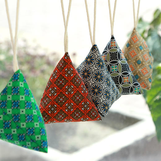 阳春小镇薰衣草粽子香包挂件 商品图0