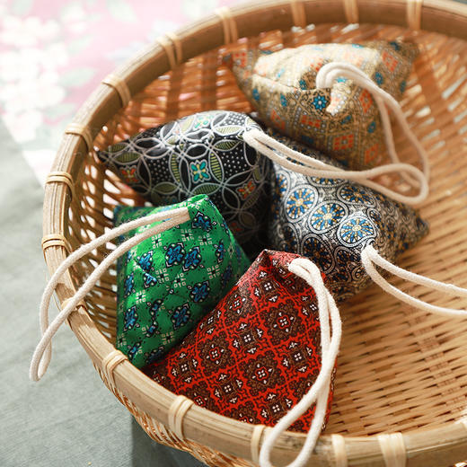 阳春小镇薰衣草粽子香包挂件 商品图1