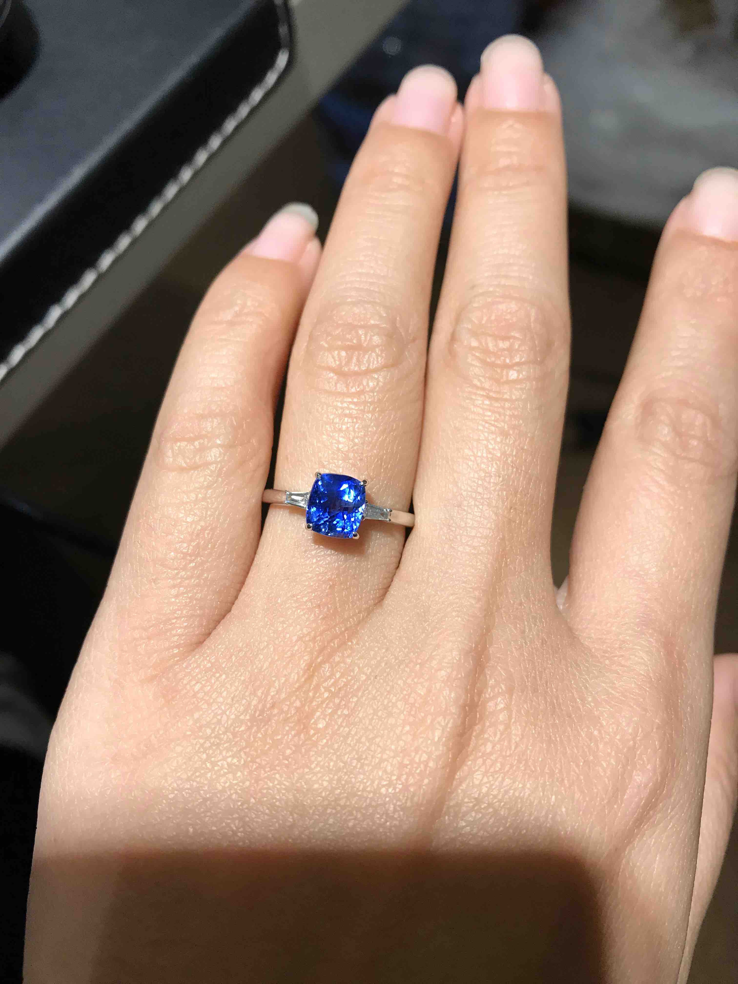 可爱小蓝宝戒指(2.03ct)