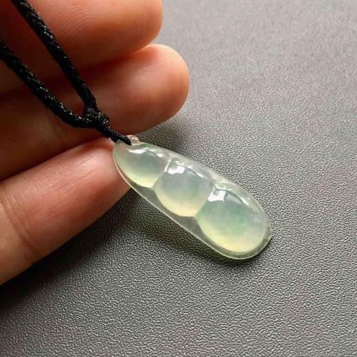 冰种飘阳绿翡翠福豆 商品图5