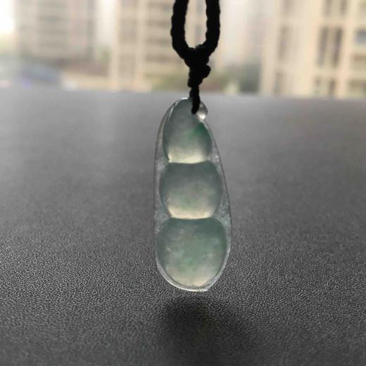 冰种飘阳绿翡翠福豆 商品图6