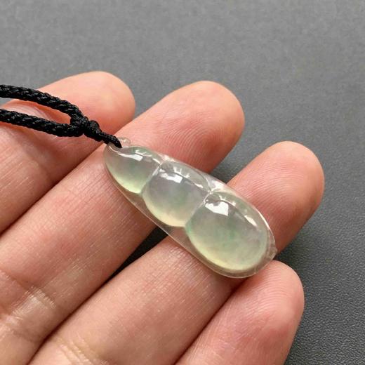 冰种飘阳绿翡翠福豆 商品图4