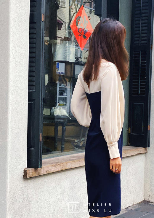 AtelierMissLu / Estrella-典雅蓝白拼色收腰修身裙 商品图8