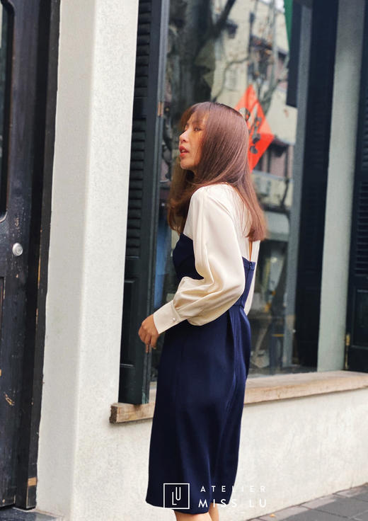 AtelierMissLu / Estrella-典雅蓝白拼色收腰修身裙 商品图6