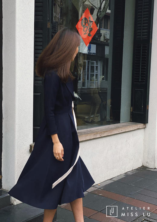 AtelierMissLu /Victoria-优雅藏青色系带翻领外套 商品图4