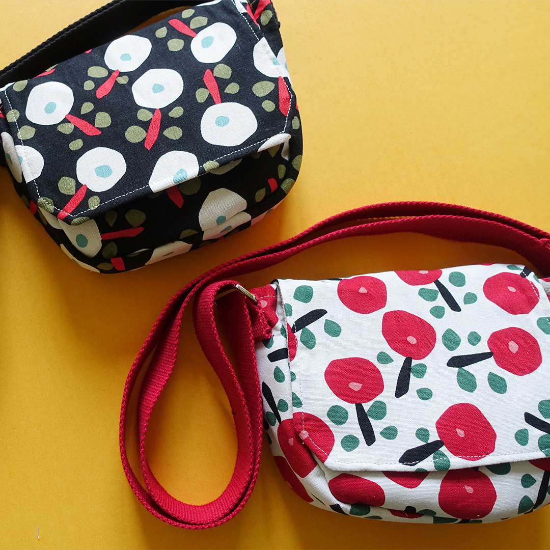 HUJI祤集Flap斜挎包插画小花朵