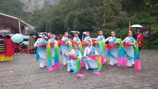 雪松舞蹈队（队长：冯群） 商品图0