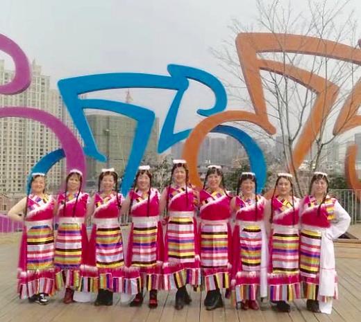 儿童公园民族舞蹈队（队长：刘宜雄） 商品图0