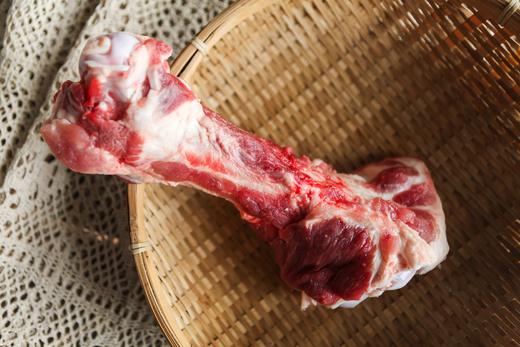 黑猪肉—筒子骨/950-1000g