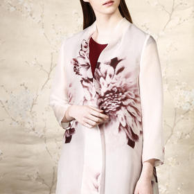 波澜不兴中，境已千万里 