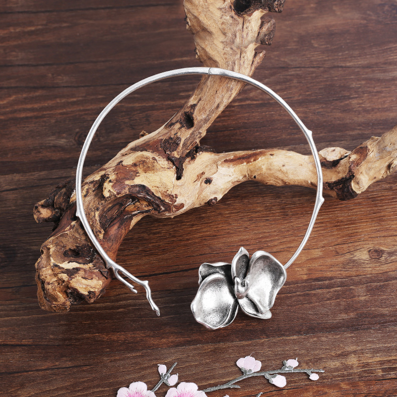 生如夏花手工铜项圈