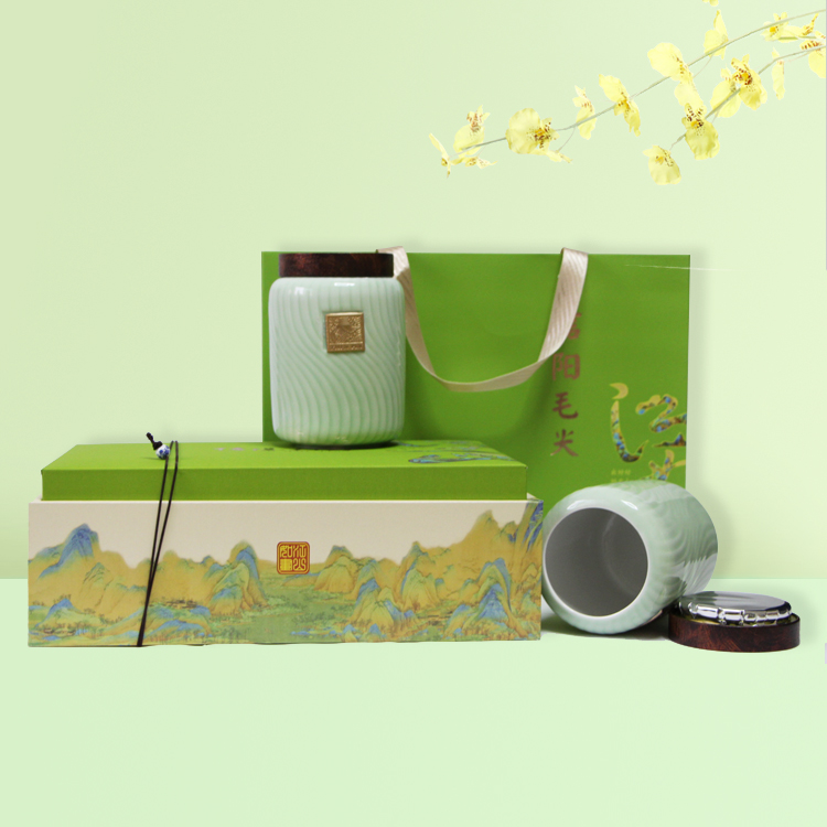礼盒一套48元 ,一件10套 ,一件480元,江山如画青绿色双瓷茶叶礼盒