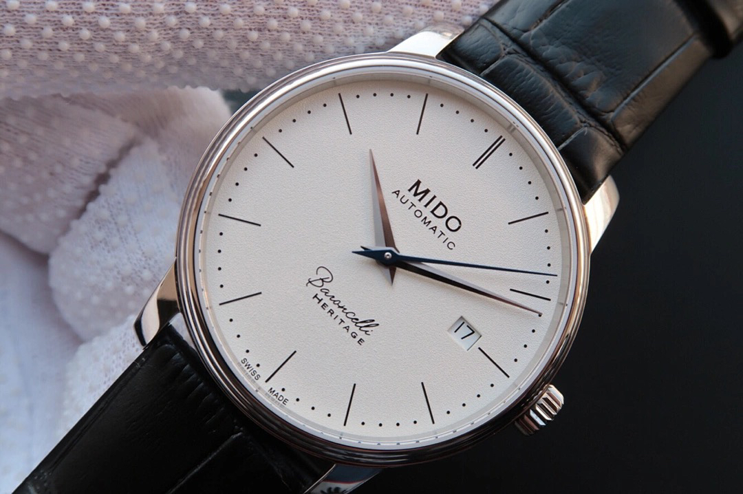 407系列,完美一比一开模,做工媲美正品!表盘尺寸:39mmx7mm