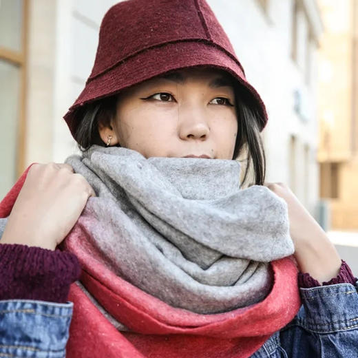 TUMAR羊绒披巾-浅灰 商品图1